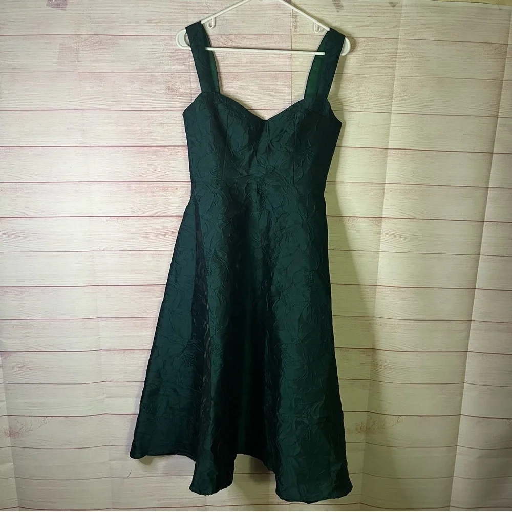 Rihoas Green Sweetheart Neck Jacquard Midi Dress Size Small | 4 - Picture 11 of 12